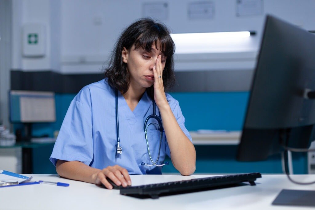 Complete survival guide for mastering night shift nursing